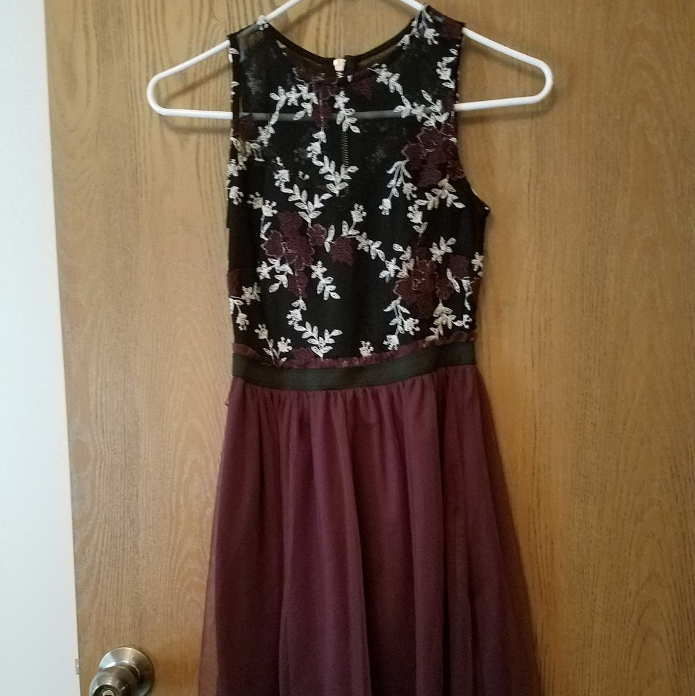 Short dress